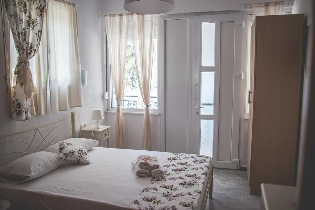 Maistrali Pension Skála Marión Habitación foto