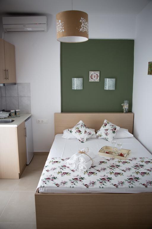 Maistrali Pension Skála Marión Habitación foto