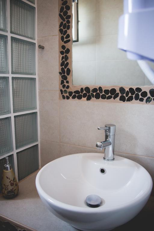 Maistrali Pension Skála Marión Habitación foto